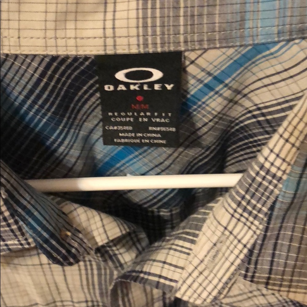 Oakley Button Up - image 2